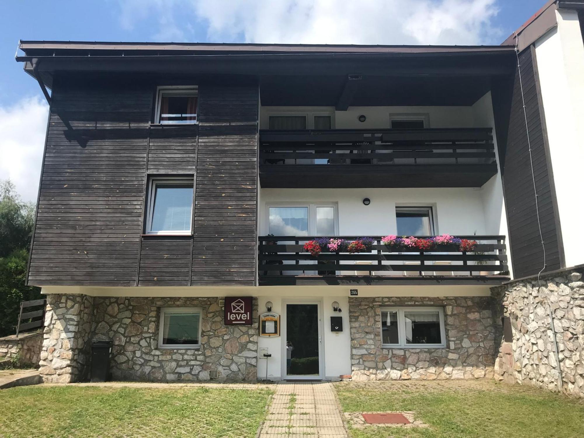 Penzion Level Pec pod Sněžkou Zewnętrze zdjęcie